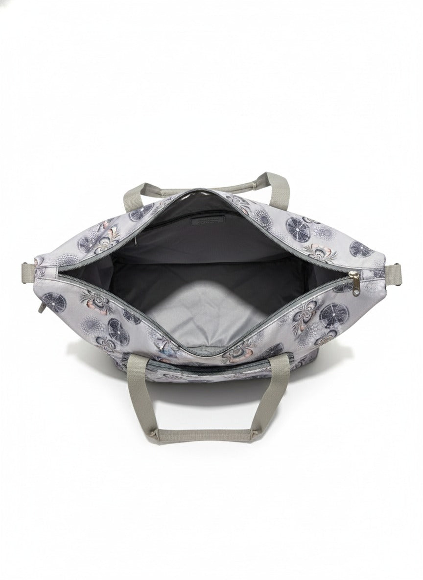 Elegant Floral Waterproof Travel Tote Bag